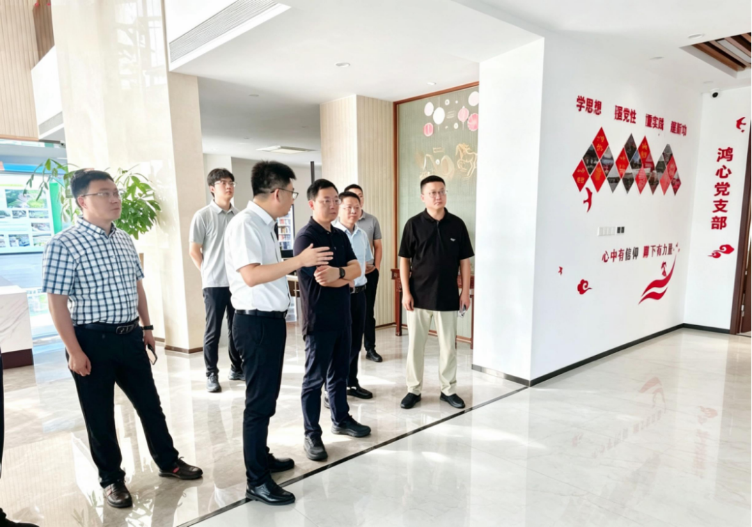 深耕自主科創，攜手共贏未來——寶應縣委常委、統戰部部長鄒愷帶隊走訪鴻灌環境共商智造發展藍圖(圖5)